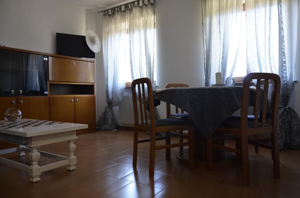 Residence Mezzosole Riva del Garda Chambre photo